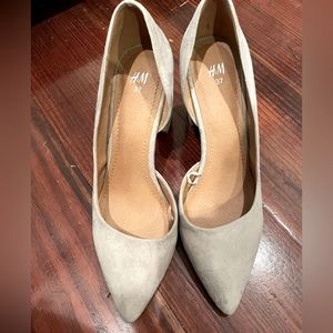 Grey almond toe block heel